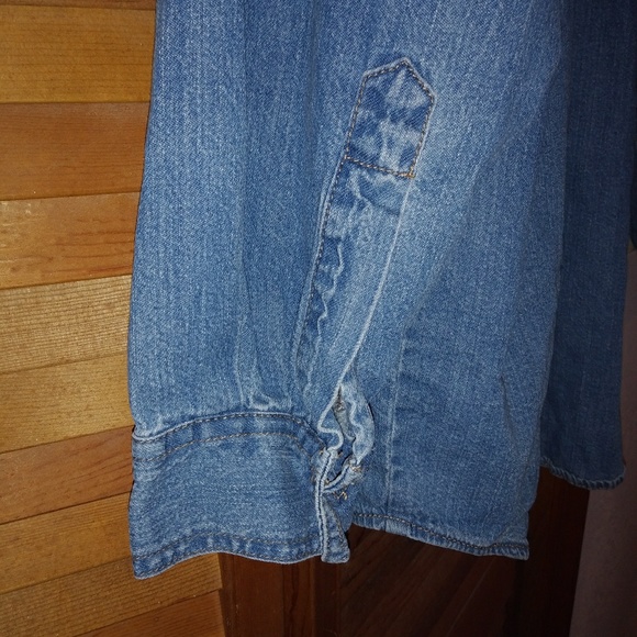 Vintage Levi Red Tab Denim Shirt Medium - Picture 5 of 6